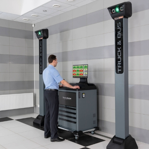 تنظیم فرمان سنگین TechnoVector مدل 7404HTS چهار محور با ستونهای ثابت - ارتباط کابلی